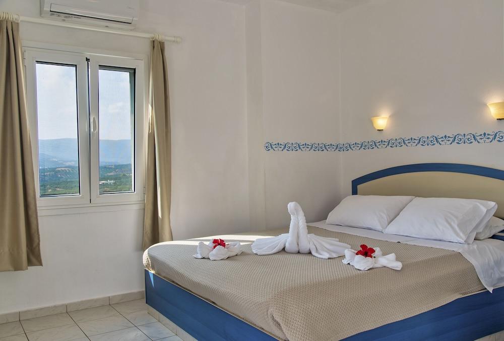 פלקסטרון Castri Village Hotel מראה חיצוני תמונה