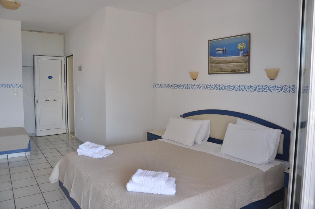 פלקסטרון Castri Village Hotel מראה חיצוני תמונה