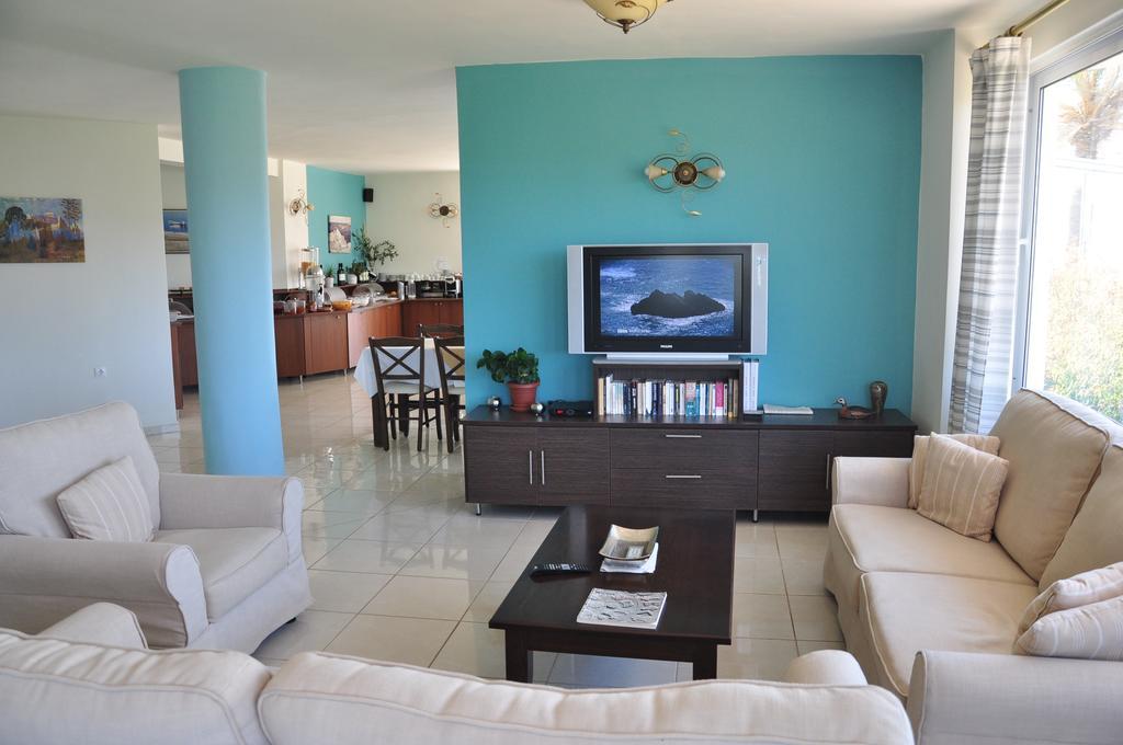 פלקסטרון Castri Village Hotel מראה חיצוני תמונה