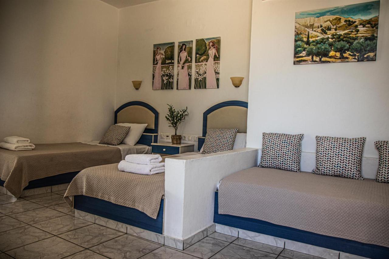 פלקסטרון Castri Village Hotel מראה חיצוני תמונה