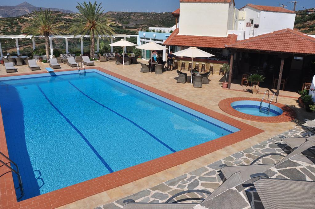 פלקסטרון Castri Village Hotel מראה חיצוני תמונה